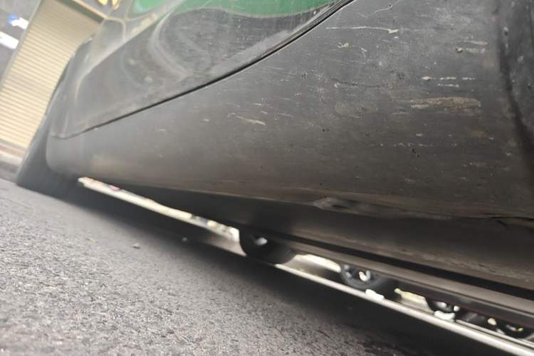 Used Tesla Model Y 2022 Rear-Wheel-Drive Version Chassis Front Right