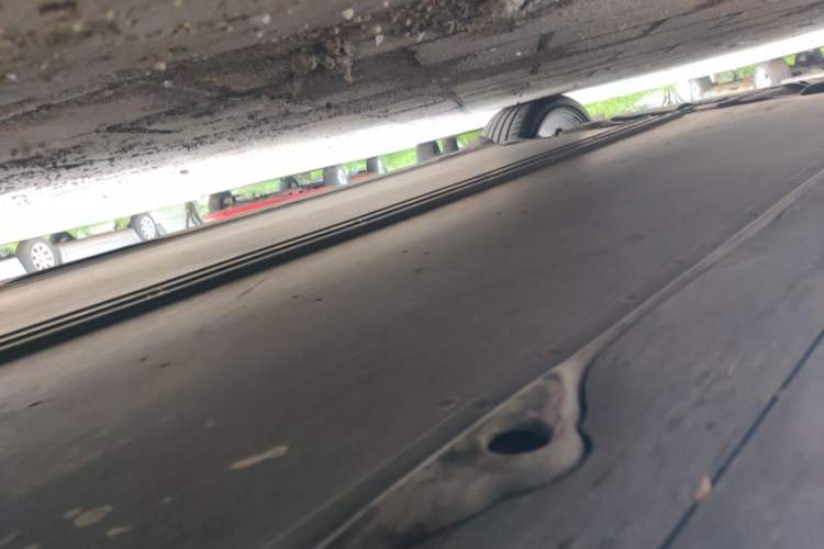 Used Tesla Model Y 2022 Rear-Wheel-Drive Version Chassis Front Right