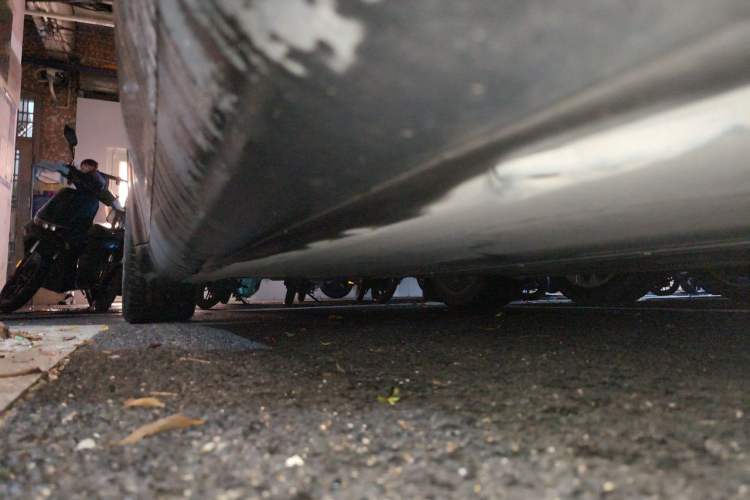 Used Tesla Model Y 2022 Rear-Wheel-Drive Version Chassis Front Right