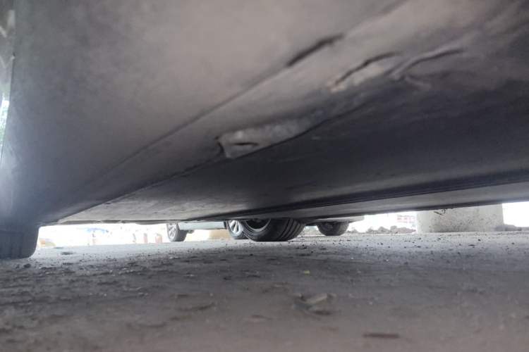 Used Tesla Model Y 2022 Revised Version Rear-Wheel Drive Chassis Front Right