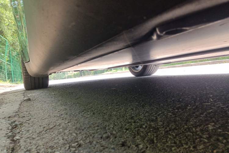 Used Tesla Model Y 2022 Rear-Wheel-Drive Version Chassis Front Right