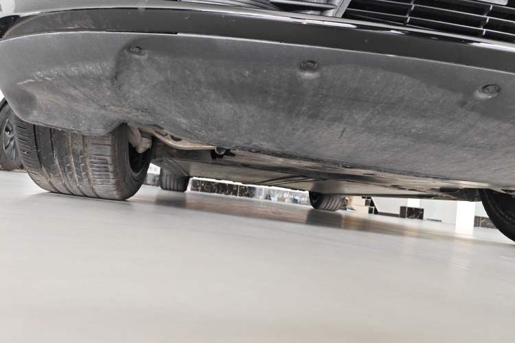 Used Tesla Model Y 2022 Revised Version Rear-Wheel Drive Chassis Front Right