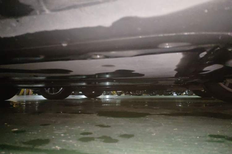 Used Tesla Model Y 2022 Long-Range All-Wheel-Drive Version Chassis Front Right