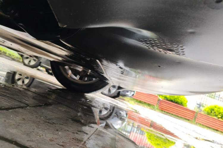 Used Tesla Model Y 2022 Revised Version Rear-Wheel Drive Chassis Front Right