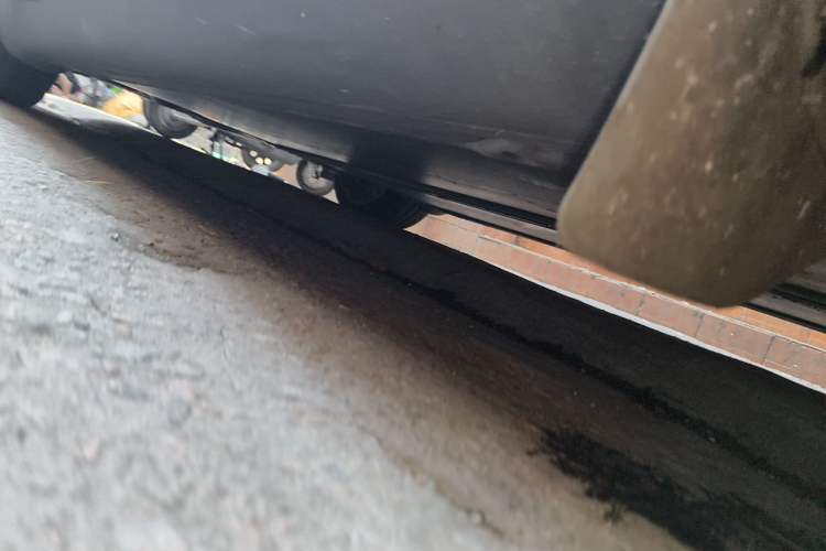 Used Tesla Model Y 2022 Long-Range All-Wheel-Drive Version Chassis Front Right