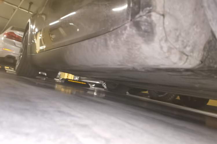 Used Tesla Model Y 2022 Rear-Wheel-Drive Version Chassis Front Right
