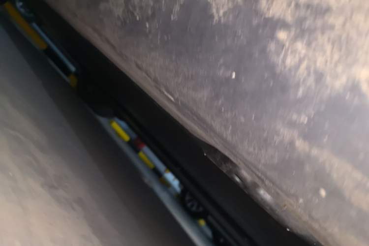 Used Tesla Model Y 2022 Rear-Wheel-Drive Version Chassis Front Right
