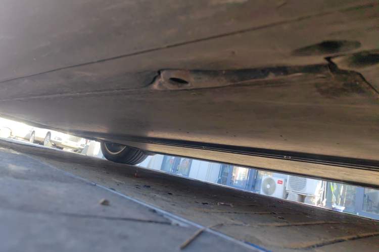 Used Tesla Model Y 2022 Revised Version Rear-Wheel Drive Chassis Front Right