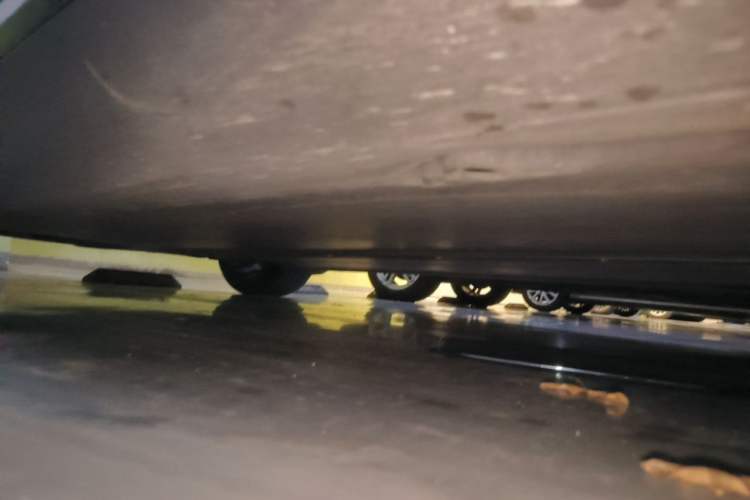 Used Tesla Model Y 2022 Revised Version Rear-Wheel Drive Chassis Front Right