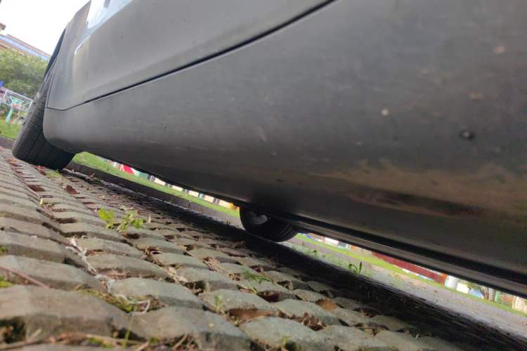 Used Tesla Model Y 2022 Rear-Wheel-Drive Version Chassis Front Right