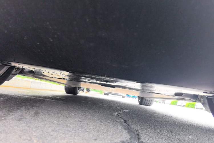 Used Tesla Model Y 2022 Rear-Wheel-Drive Version Chassis Front