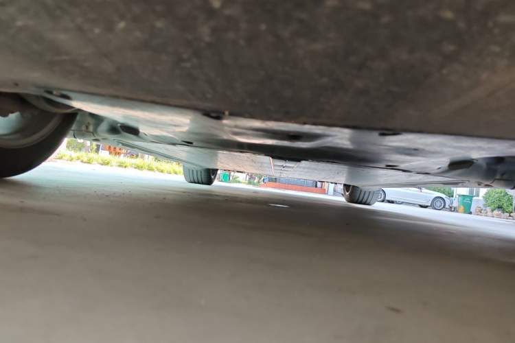 Used Tesla Model Y 2022 Revised Version Rear-Wheel Drive Chassis Front