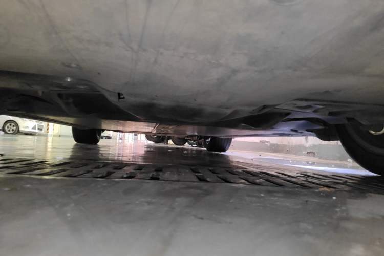 Used Tesla Model Y 2022 Revised Version Rear-Wheel Drive Chassis Rear