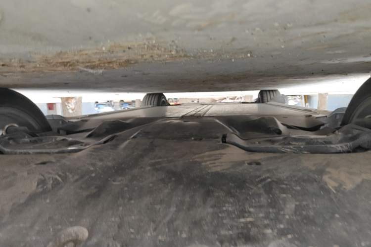 Used Tesla Model Y 2022 Long-Range All-Wheel-Drive Version Chassis Rear