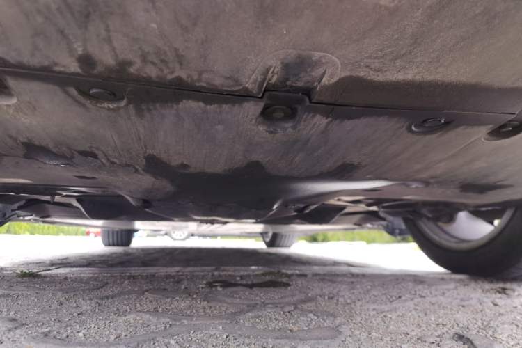 Used Tesla Model Y 2022 Revised Version Rear-Wheel Drive Chassis Rear