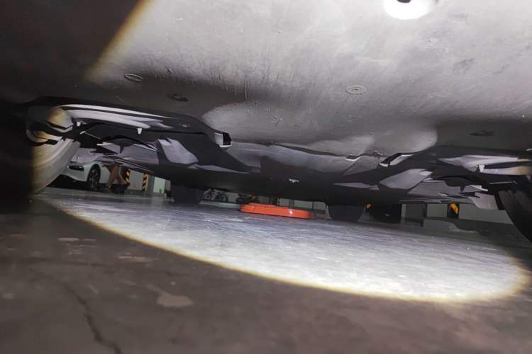 Used Tesla Model Y 2022 Revised Version Rear-Wheel Drive Chassis Rear