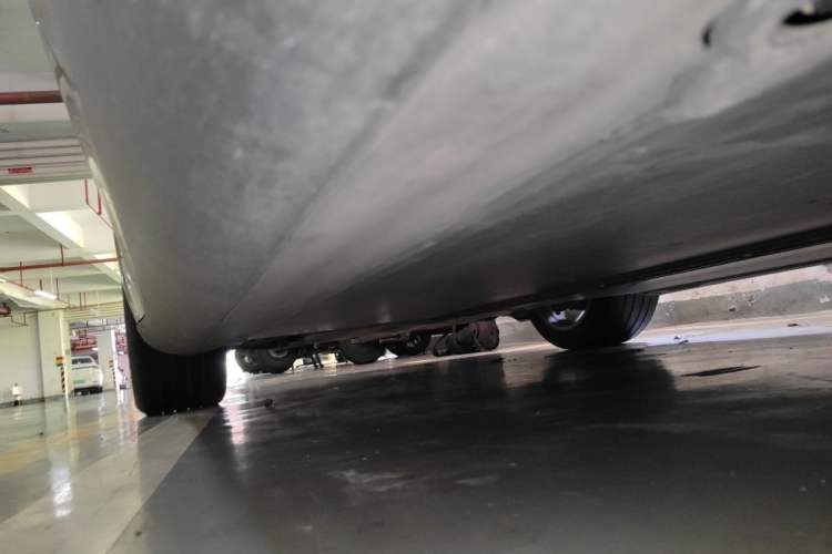 Used Tesla Model Y 2022 Revised Version Rear-Wheel Drive Chassis Rear Left