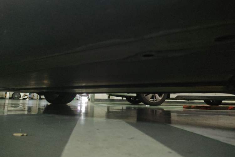 Used Tesla Model Y 2022 Long-Range All-Wheel-Drive Version Chassis Rear Left