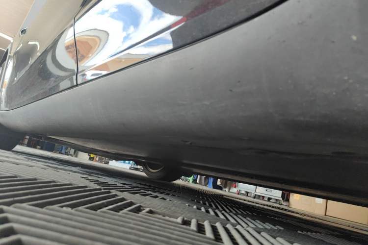 Used Tesla Model Y 2022 Performance High-Performance All-Wheel-Drive Version Chassis Rear Left