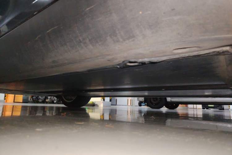 Used Tesla Model Y 2022 Rear-Wheel-Drive Version Chassis Rear Left