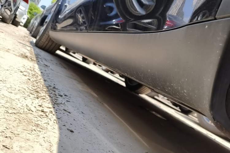 Used Tesla Model Y 2022 Long-Range All-Wheel-Drive Version Chassis Rear Left