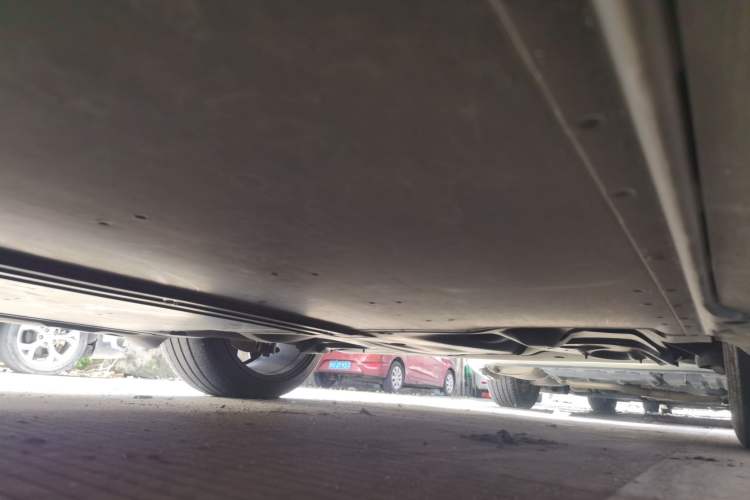 Used Tesla Model Y 2022 Long-Range All-Wheel-Drive Version Chassis Rear Left