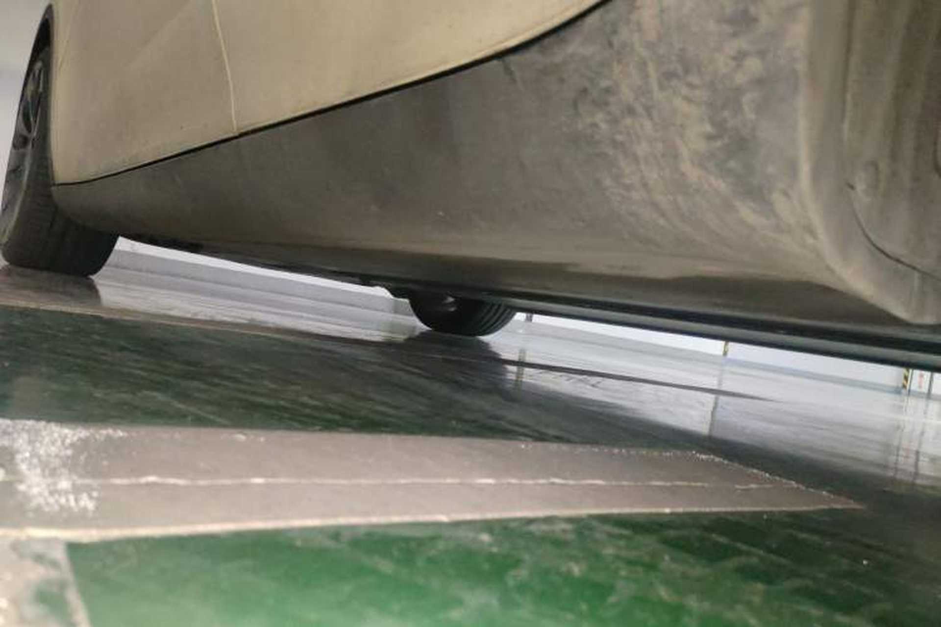 Used Tesla Model Y 2022 Performance High-Performance All-Wheel-Drive Version Chassis Rear Left