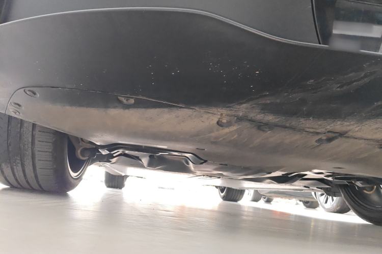 Used Tesla Model Y 2022 Revised Version Rear-Wheel Drive Chassis Rear Left