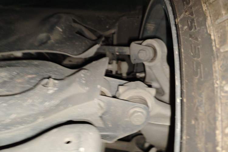 Used Tesla Model Y 2022 Performance High-Performance All-Wheel-Drive Version Chassis Rear Left
