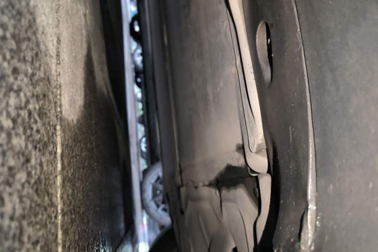 Used Tesla Model Y 2022 Long-Range All-Wheel-Drive Version Chassis Rear Left