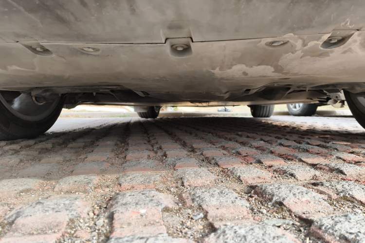 Used Tesla Model Y 2022 Revised Version Rear-Wheel Drive Chassis Rear