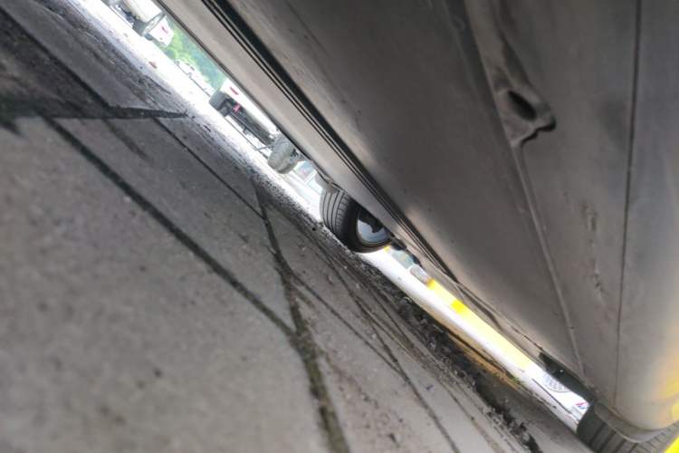 Used Tesla Model Y 2022 Rear-Wheel-Drive Version Chassis Rear Right