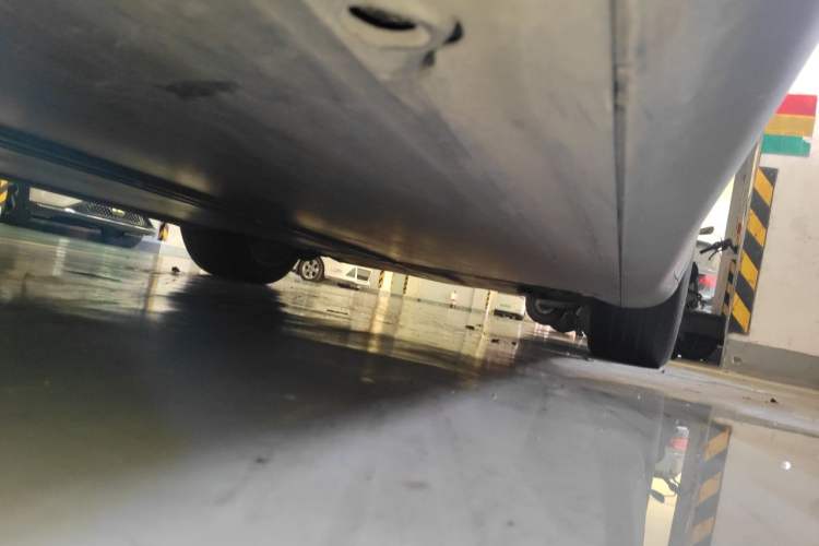 Used Tesla Model Y 2022 Revised Version Rear-Wheel Drive Chassis Rear Right