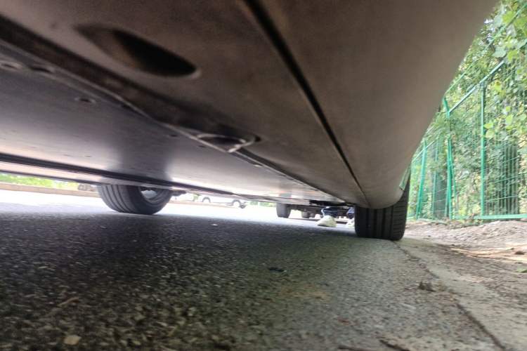 Used Tesla Model Y 2022 Rear-Wheel-Drive Version Chassis Rear Right
