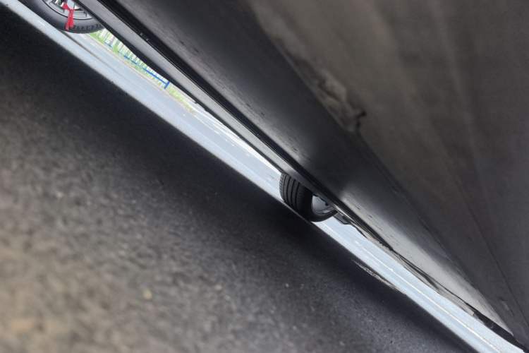 Used Tesla Model Y 2022 Performance High-Performance All-Wheel-Drive Version Chassis Rear Right