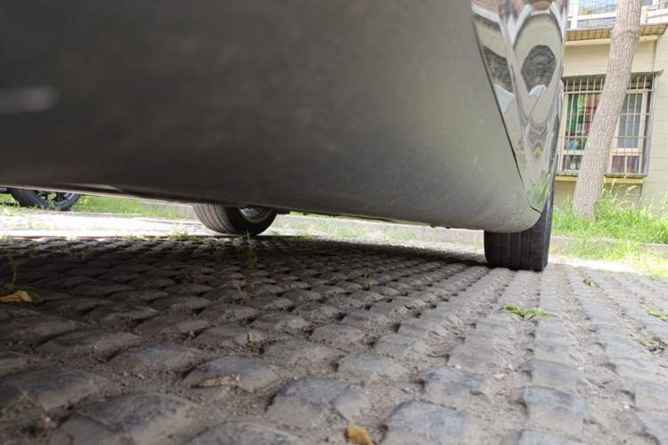 Used Tesla Model Y 2022 Long-Range All-Wheel-Drive Version Chassis Rear Right