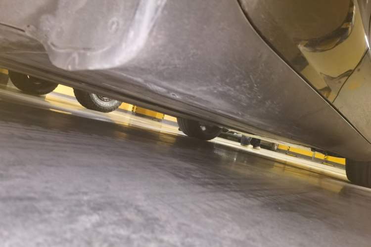 Used Tesla Model Y 2022 Rear-Wheel-Drive Version Chassis Rear Right