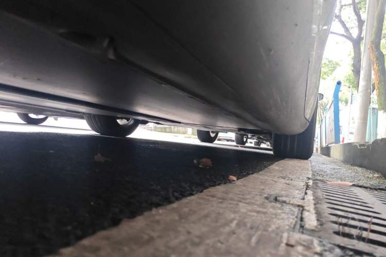 Used Tesla Model Y 2022 Rear-Wheel-Drive Version Chassis Rear Right