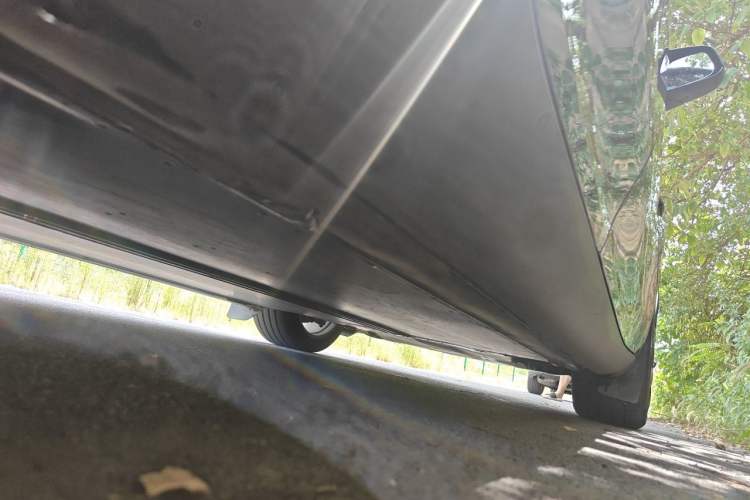Used Tesla Model Y 2022 Rear-Wheel-Drive Version Chassis Rear Right