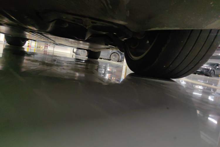 Used Tesla Model Y 2022 Revised Version Rear-Wheel Drive Chassis Rear Right