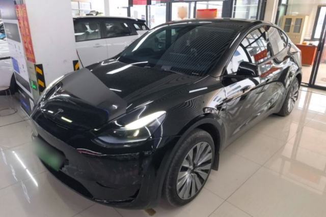 Tesla Model Y 2022 Revised Version Rear-Wheel Drive с пробегом