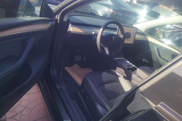 Used Tesla Model Y 2022 Revised Version Long-Range All-Wheel Drive Driver Seat