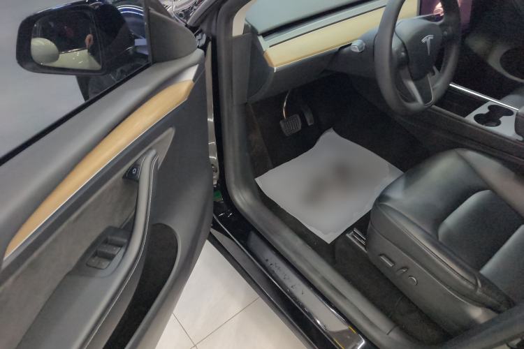 Used Tesla Model Y 2022 Rear-Wheel-Drive Version Driver Seat