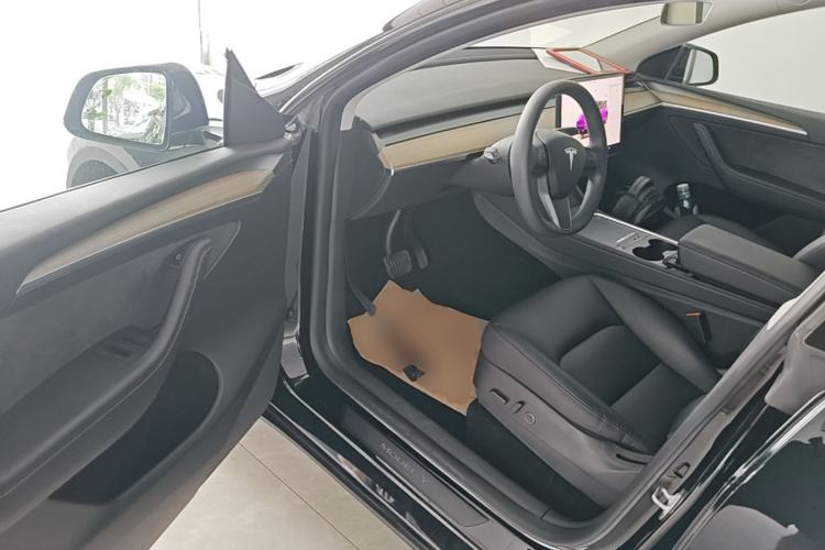 Used Tesla Model Y 2022 Revised Version Rear-Wheel Drive Driver Seat