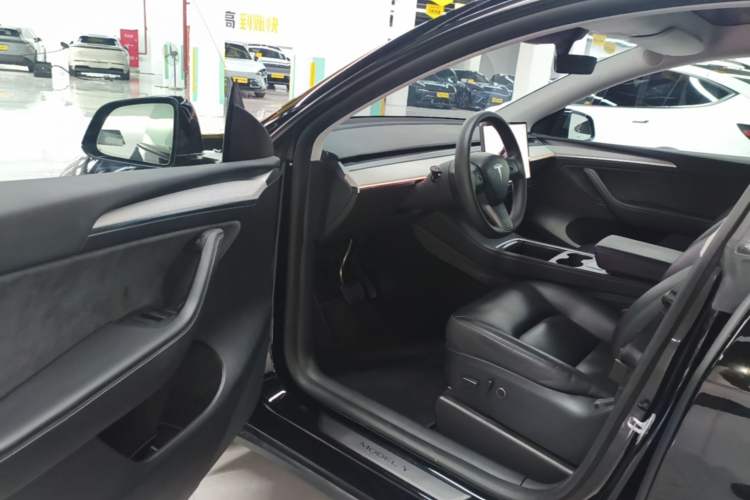 Used Tesla Model Y 2022 Revised Version Rear-Wheel Drive Driver Seat