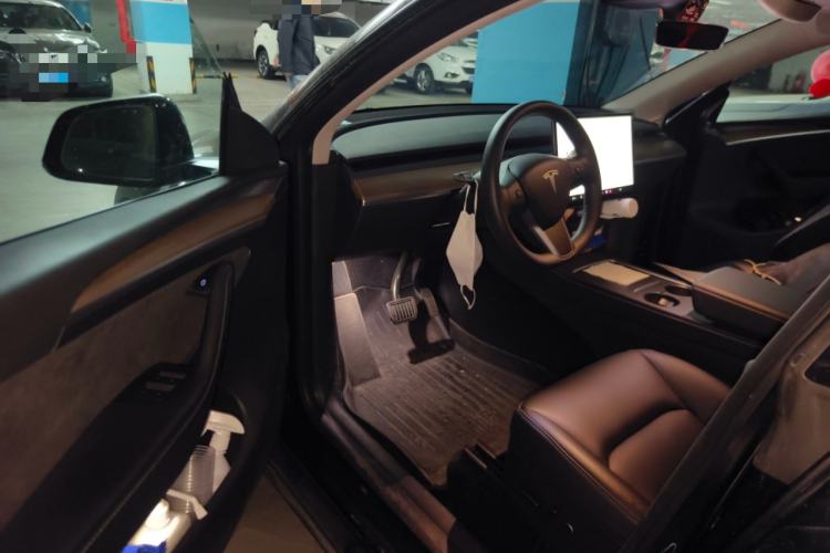 Used Tesla Model Y 2022 Rear-Wheel-Drive Version Driver Seat