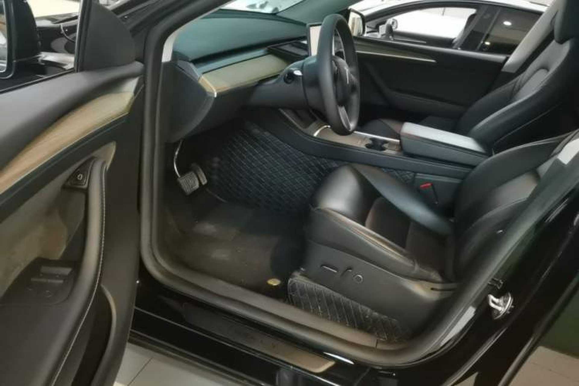 Used Tesla Model Y 2022 Rear-Wheel-Drive Version Driver Seat