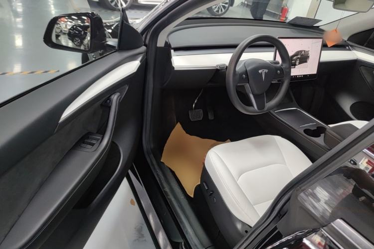 Used Tesla Model Y 2022 Revised Version Rear-Wheel Drive Driver Seat