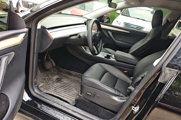 Used Tesla Model Y 2022 Rear-Wheel-Drive Version Driver Seat