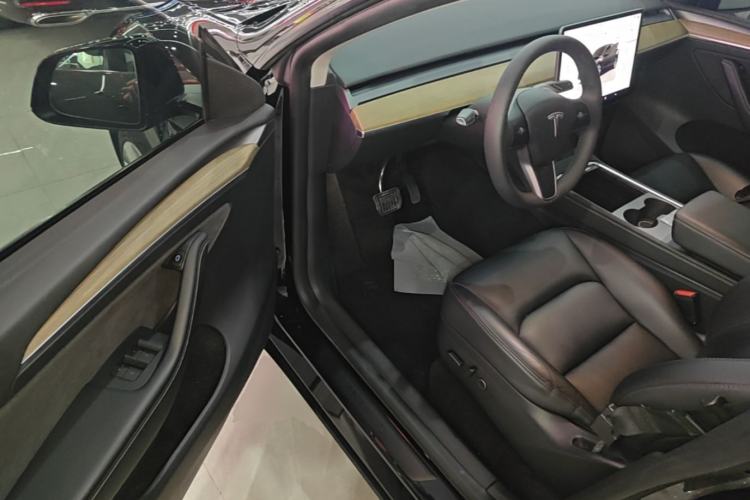 Used Tesla Model Y 2022 Revised Version Rear-Wheel Drive Driver Seat